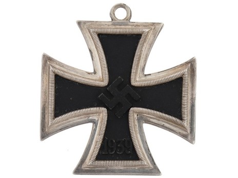 Knight's Cross of the Iron Cross, by C. E. Juncker (800) Obverse