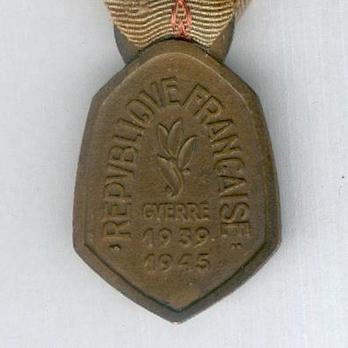 Bronze Medal (stamped "G. SIMON" "F. JOSSE") Reverse