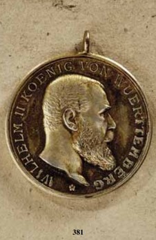 Friedrich Order, Golden Merit Medal (in silver gilt) Obverse