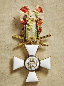 Order of the Red Eagle, Type IV, Military Division, III Class Cross (swords on ring, with crown and bow) Reverse