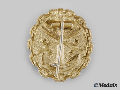 Naval Wound Badge, in Gold (in iron) Reverse
