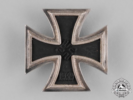 Iron Cross I Class, by P. Meybauer (late pin, marked) Obverse