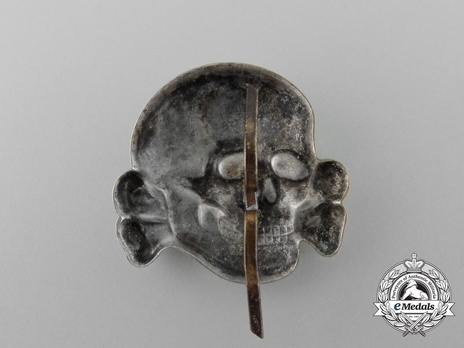 Allgemeine SS Metal Cap Death's Head Type II, unmarked (tombac) Reverse