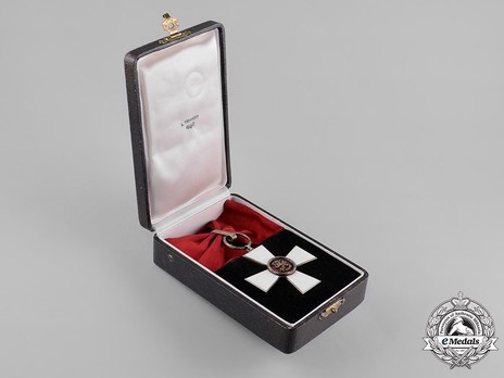 Order of the Lion of Finland, Civil Division, Commander Case of Issue Open