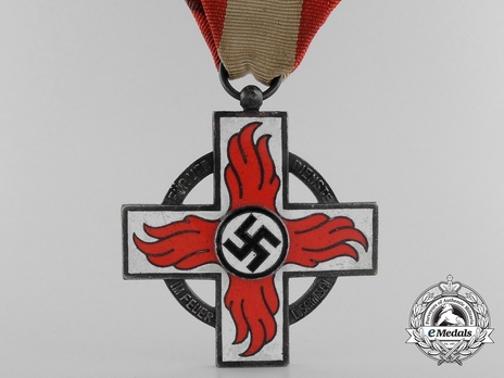 Fire Brigade Honour Badge, II Class (1938-1945) Obverse