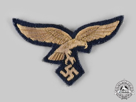 Luftwaffe 2nd Pattern General's Breast Eagle (blue backer) Obverse
