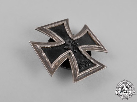 Iron Cross I Class, by P. Meybauer (screwback, marked) Obverse