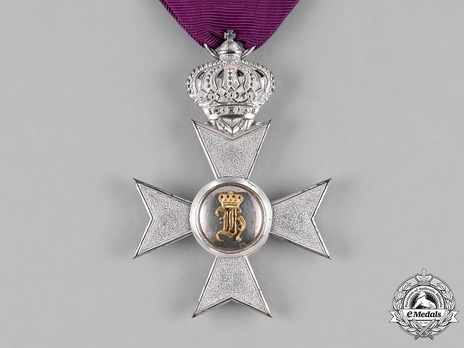 Princely Honour Cross, Civil Division, IV Class Cross (with crown) Reverse