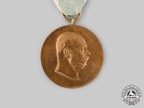 Medal for 50 Years of Reign, in Bronze Obverse