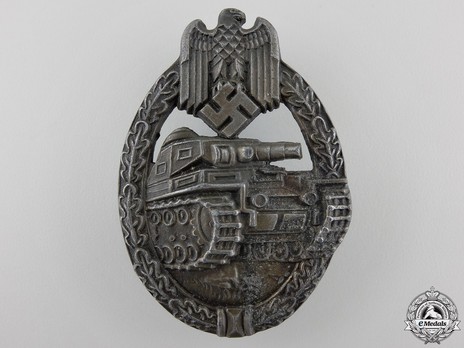 Panzer Assault Badge, in Bronze, by Unknown Maker: EWE Obverse
