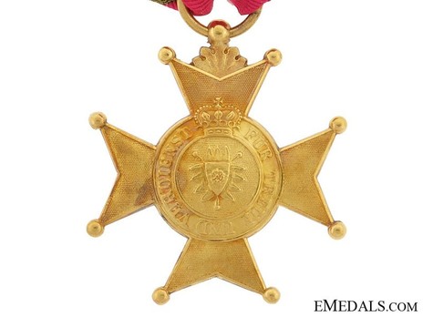 Princely House Order of Schaumburg-Lippe, Gold Merit Cross (in gold) Reverse