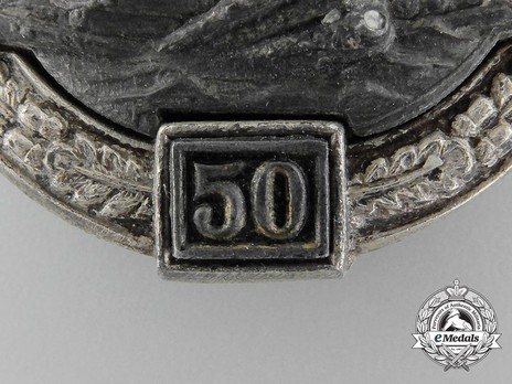 Panzer Assault Badge, "50", in Silver (by Juncker) Detail