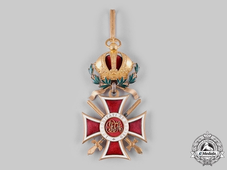 Type III, Military Division, Grand Cross (with gold swords) 