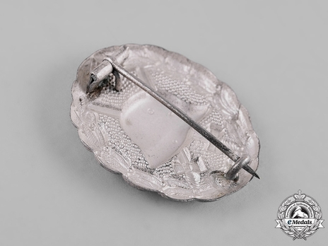 Wound Badge, in Silver (in tombac) Reverse