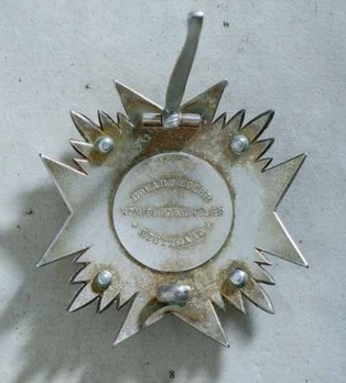 Order of the Württemberg Crown, Military Division, I Class Commander Breast Star Reverse