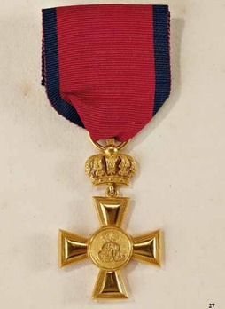 Ernst August Cross for Long Service (in gold) Obverse