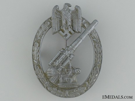 Army Flak Badge, by Unknown Maker: Pillow Crimp Obverse