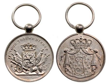 Miniature Silver Medal (for 24 Years, 1951-1983) Obverse and Reverse