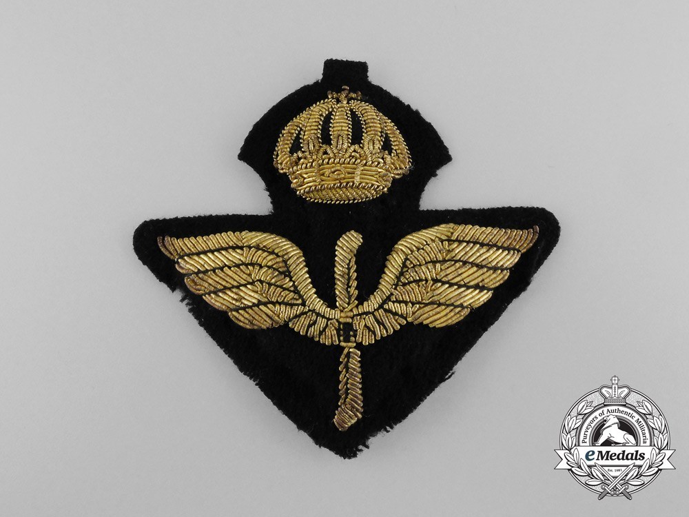 Air+force+officer%27s+cap+badge+1