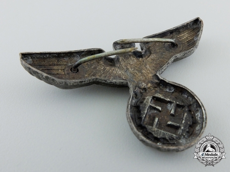 NSDAP Cap Eagle Insignia M36 (right-facing version) Reverse