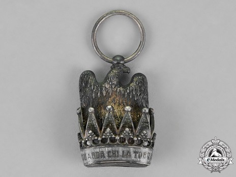 Knight (with ball finials) Reverse