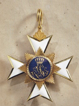 Princely House Order of Schaumburg-Lippe, II Class Cross Reverse