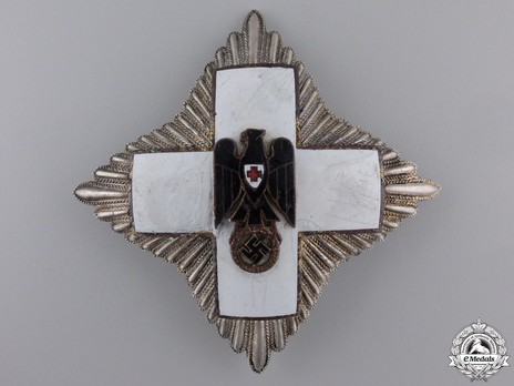 Cross of Honour of the German Red Cross, Type III, Grand Cross Breast Star Obverse