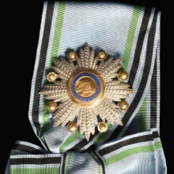 Order of the Revolution of Zanzibar 1964, Grand Cross Breast Star