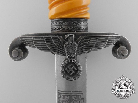 German Army Richard Plümacher-made Double-Etched Officer’s Dagger Obverse Crossguard Detail