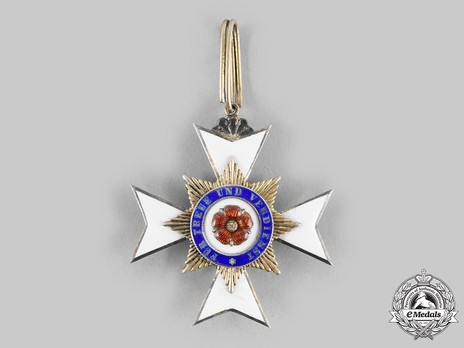House Order of the Honour Cross, Type II, II Class Cross (in silver gilt) Obverse