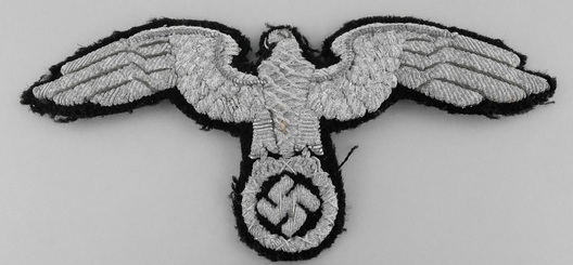Diplomatic Corps Silver Cloth Cap Eagle Insignia Obverse