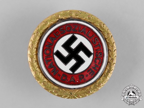 NSDAP Golden Party Badge, Large Version (by Deschler) Obverse