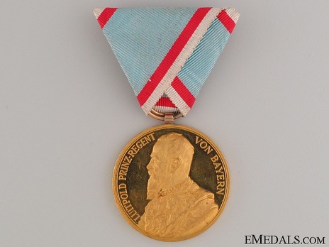 Military Order of St. George, Jubilee Medal (in gold) Obverse