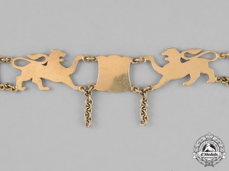 Order of the Golden Lion, Gold Collar (1882-1910) Reverse