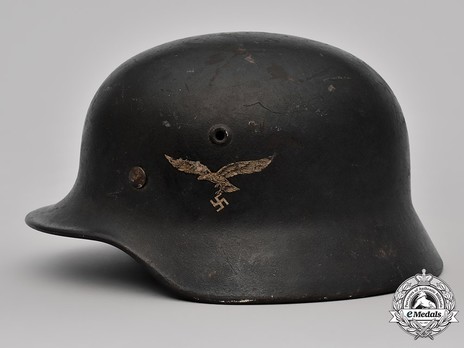 Luftwaffe Steel Helmet M40 Left Side