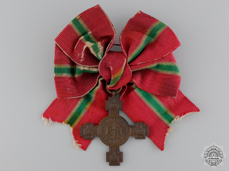Cross for the Proclamation of the Kingdom, 1908 (for Women and stamped "P.TELGE") Obverse