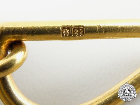 Gold Medal (for Baronets of the United Kingdom, 1929-) (Gold) Detail