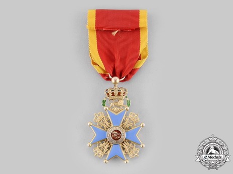 Dukely Order of Henry the Lion, I Class Knight's Cross (in gold) Reverse