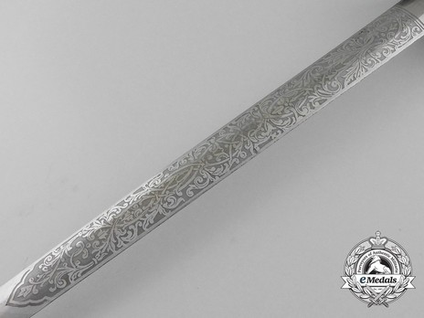 Luftwaffe Alcoso-made Double-Etched 2nd pattern Dagger Reverse Blade Detail