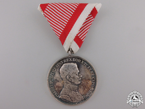 Type IX, I Class Silver Medal Obverse