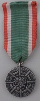 Medal for Merit in the Defence of the Borders of the Polish People's Republic, II Class Obverse