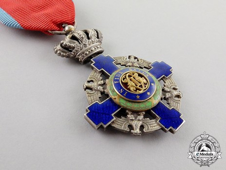 The Order of the Star of Romania, Type II, Civil Division, Knight's Cross Obverse