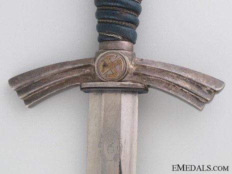 Luftwaffe David Malsch-made 1st pattern Dagger Reverse Crossguard Detail