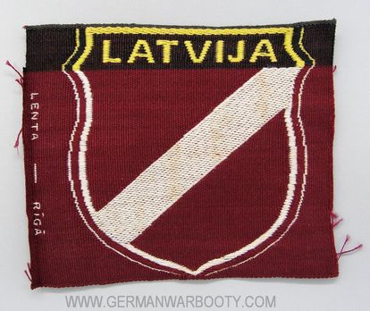 Waffen-SS Latvian Volunteer Arm Shield (variation) Obverse