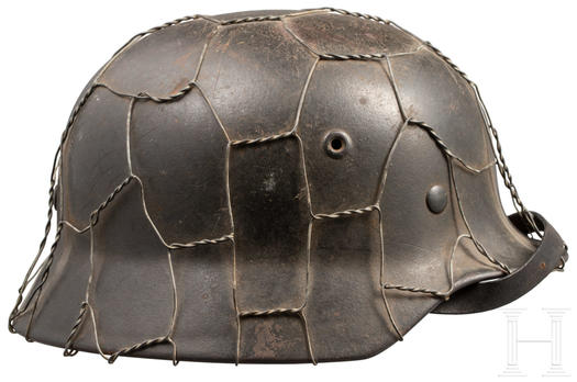 German Army Steel Helmet M40 (Camouflage Chicken-Wire version) Right