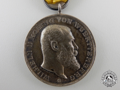 Military Merit Medal, Type V, in Silver (in silver) Obverse