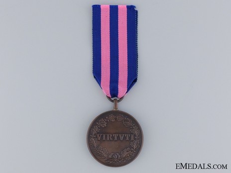 Royal Order of Merit of St. Michael, Bronze Medal Reverse