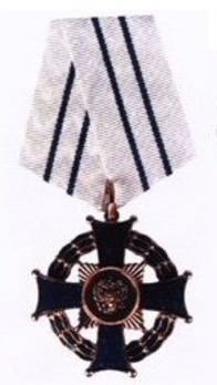 Order of Parental Glory Silver Cross (Male) Obverse