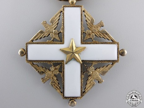 Order of Merit of the Italian Republic, Type I, Commander Cross Reverse Detail
