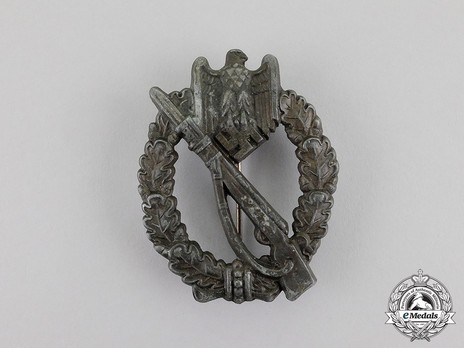Infantry Assault Badge, by Hymmen (in bronze) Obverse